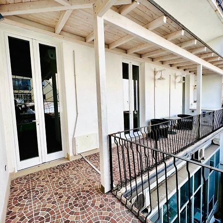 Apartamento 4Cats - Alloggio Incantevole In Centro Lecce Exterior foto