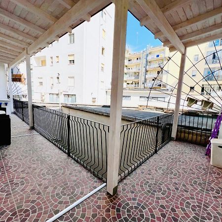 Apartamento 4Cats - Alloggio Incantevole In Centro Lecce Exterior foto